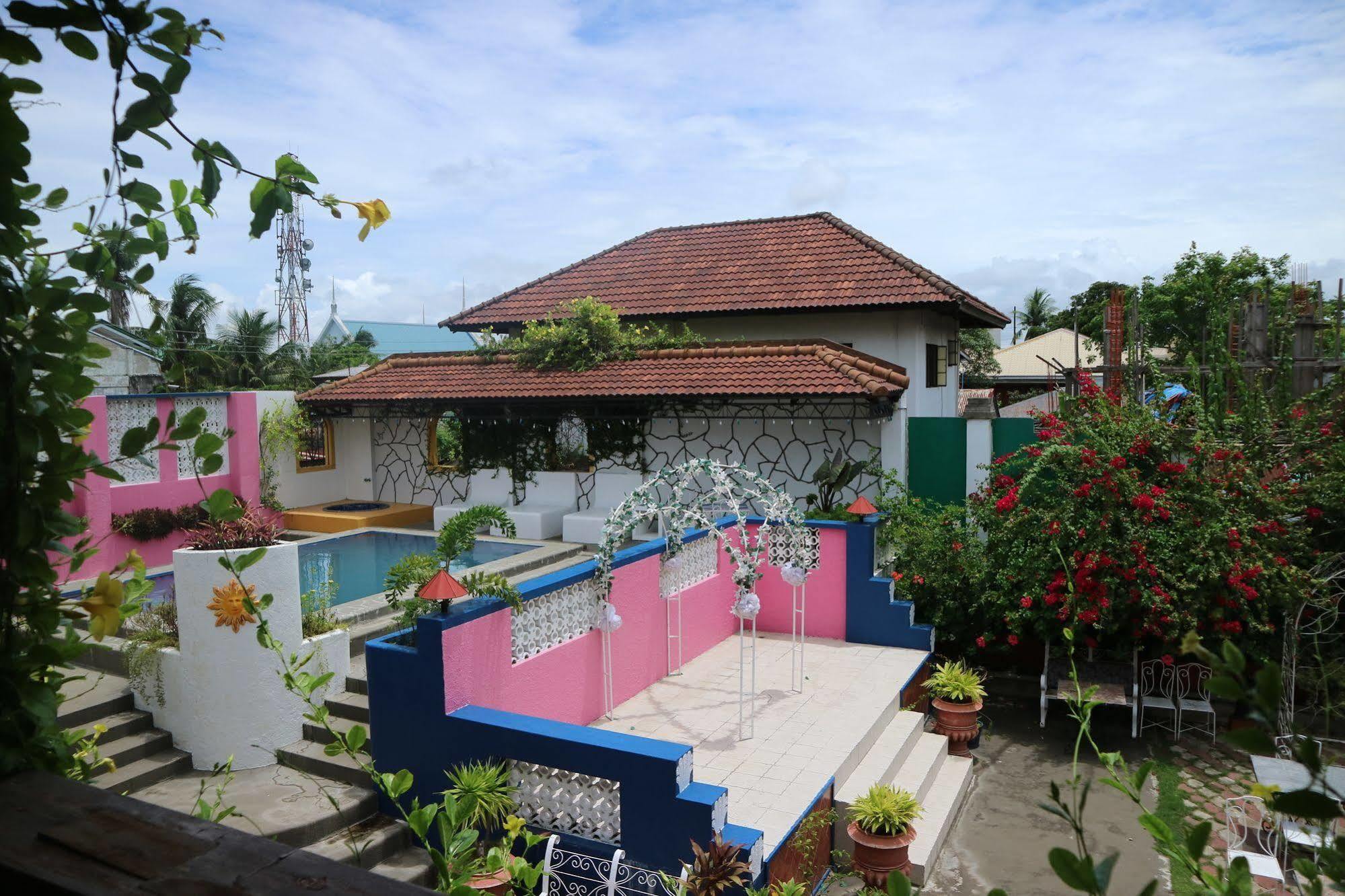 Hotel Casa La Granja Iloilo Zewnętrze zdjęcie